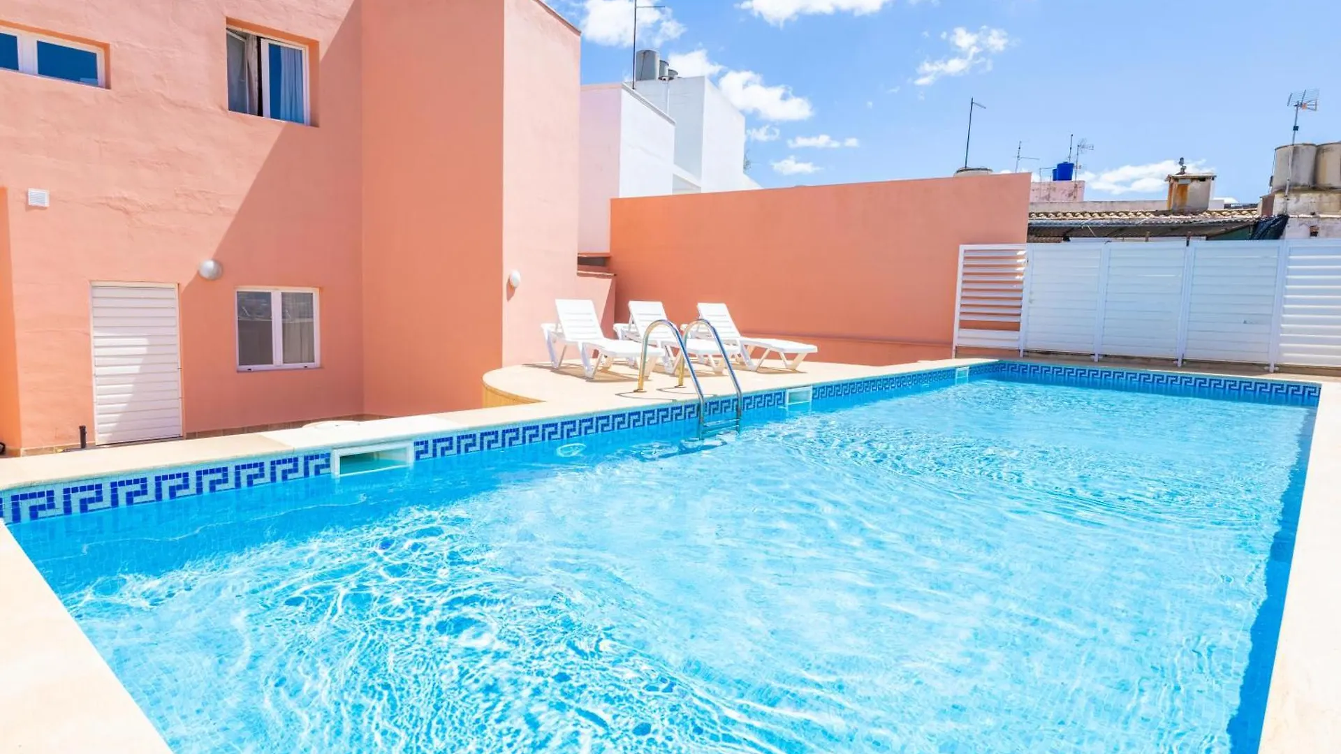Nice Apartment With Wifi And Pool Port de Pollença